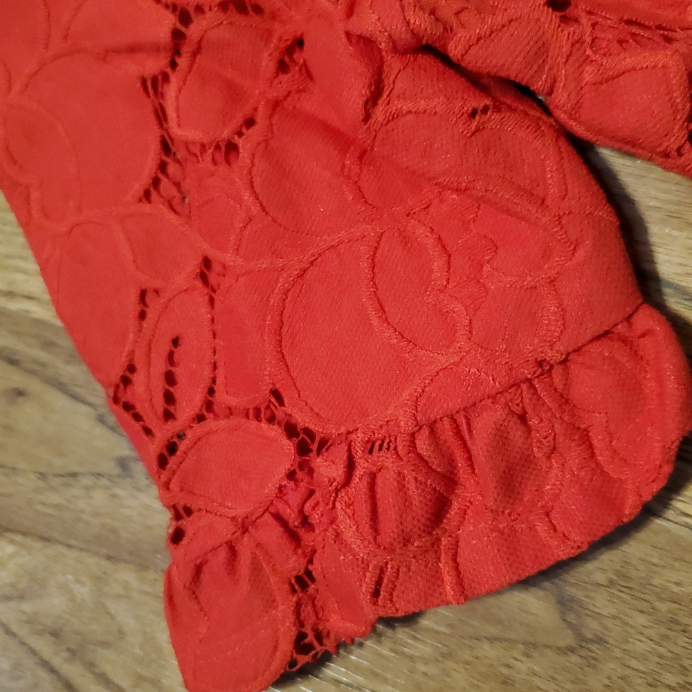 Monteau Red Lace Eyelet Top Womens Size S - Picture 4 of 16